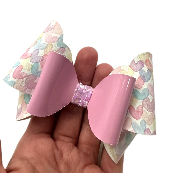 Fanciful 4 inch Bow Die