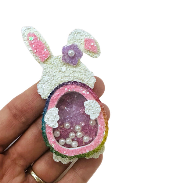 Easter Bunny Holding Egg Shaker Die